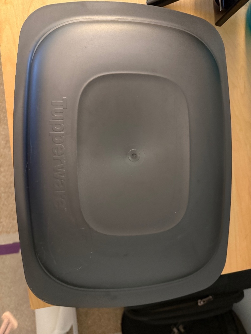 NWOT TUPPERWARE ULTRAPRO 3.5-QT./3.3 L LASAGNA PAN WITH COVER - Picture 2 of 4